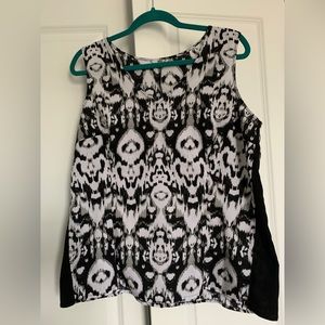 GUC 2 sleeveless comfy tops